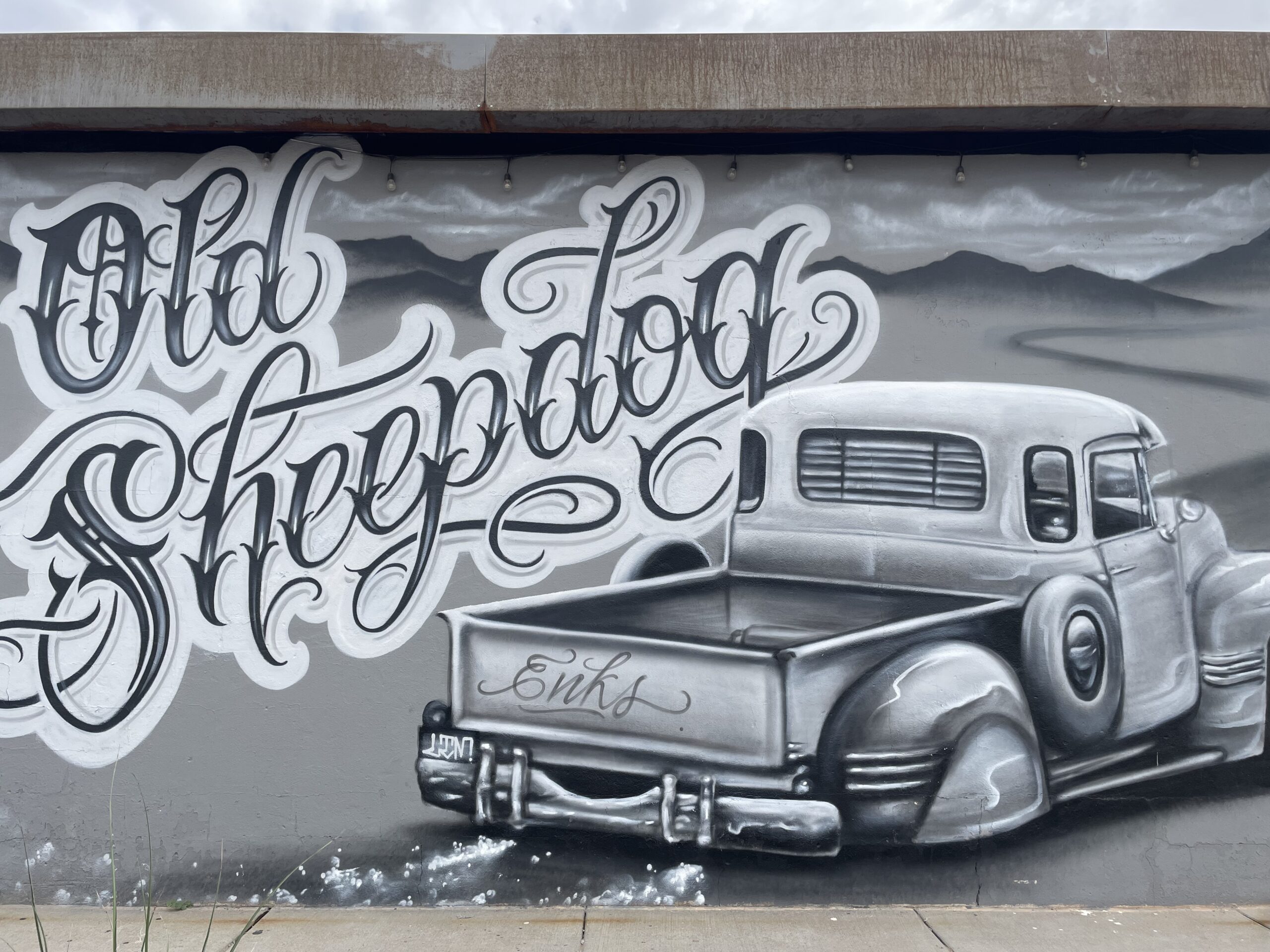Colourful Old Sheepdogs street mural in El Paso