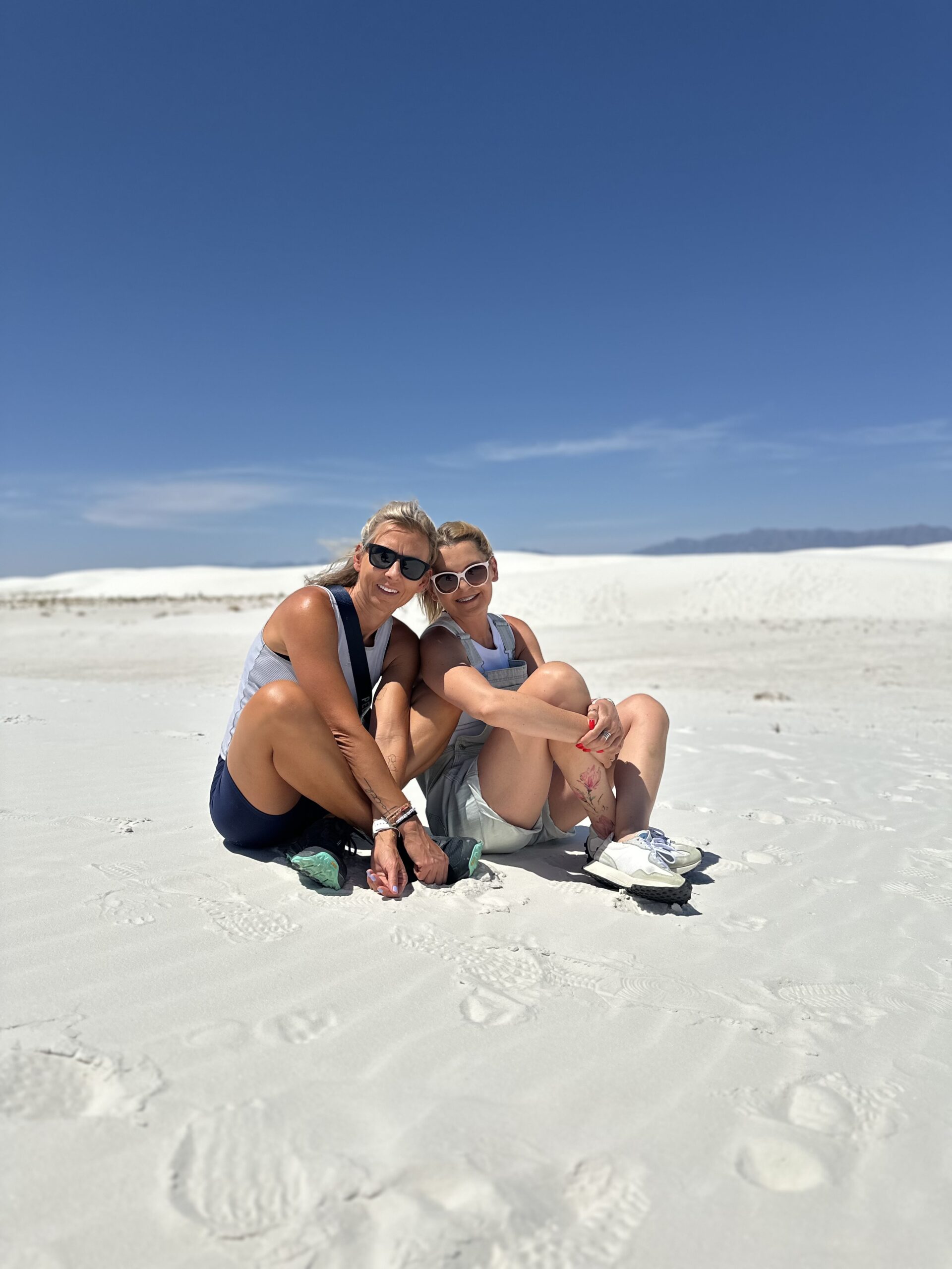 Two friends at White Sands National Park in New Mexico